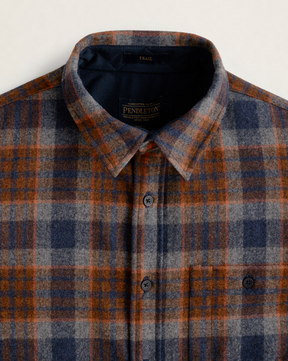 MEN'S PLAID ELBOW-PATCH TRAIL SHIRT<br>NAVY MIX/ORANGE PLAID